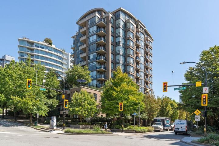 211 - 170 W 1st Street, Lower Lonsdale, North Vancouver 2