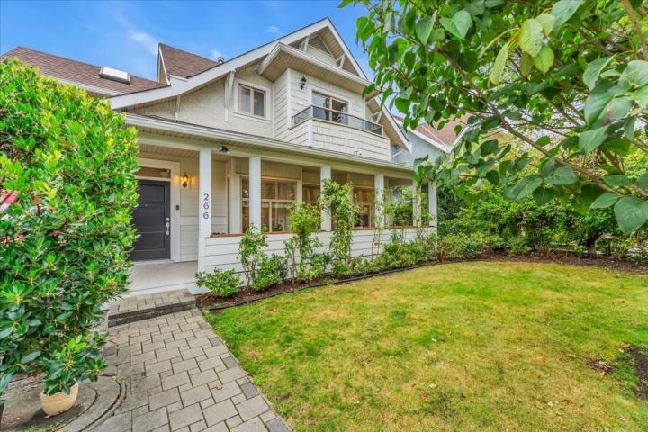 266 W 17 Street, Central Lonsdale, North Vancouver 2