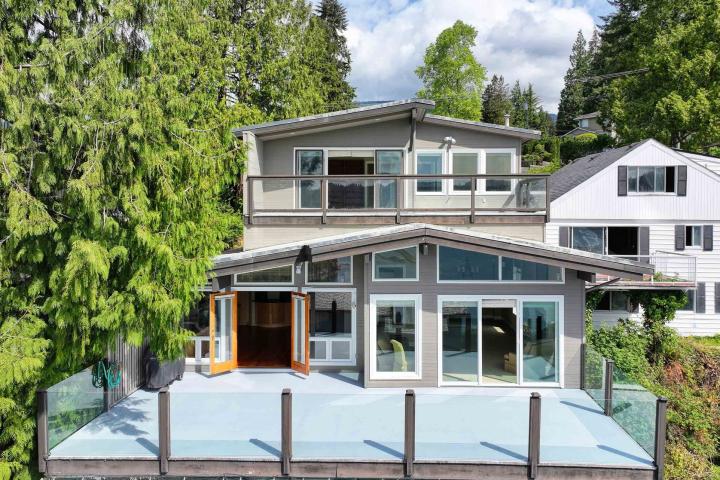 4675 Strathcona Road, Deep Cove, North Vancouver 2