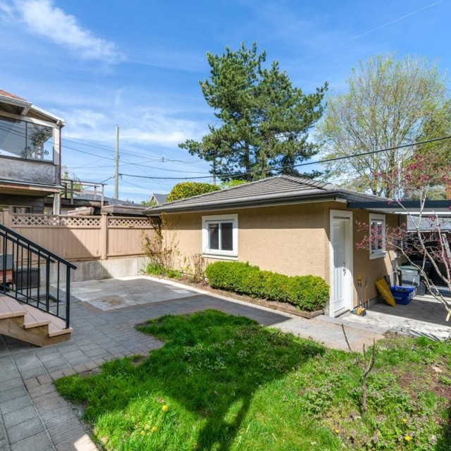 Photo 16 at 3559 W 18th Avenue, Dunbar, Vancouver West