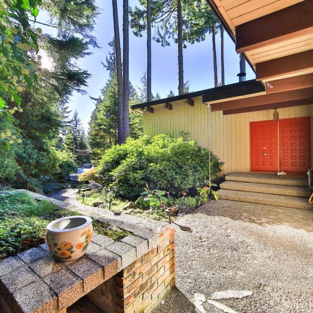 Photo 2 at 170 Highview Place, Lions Bay, West Vancouver