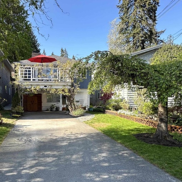 Photo 3 at 1836 Burrill Avenue, Lynn Valley, North Vancouver
