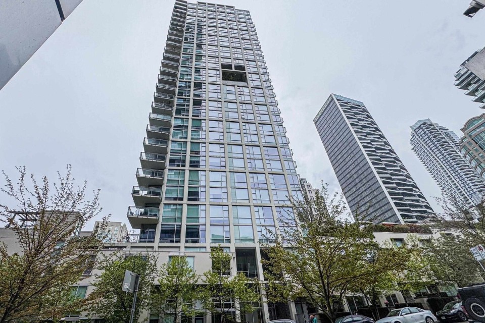 Photo 1 at 1402 - 1455 Howe Street, Yaletown, Vancouver West