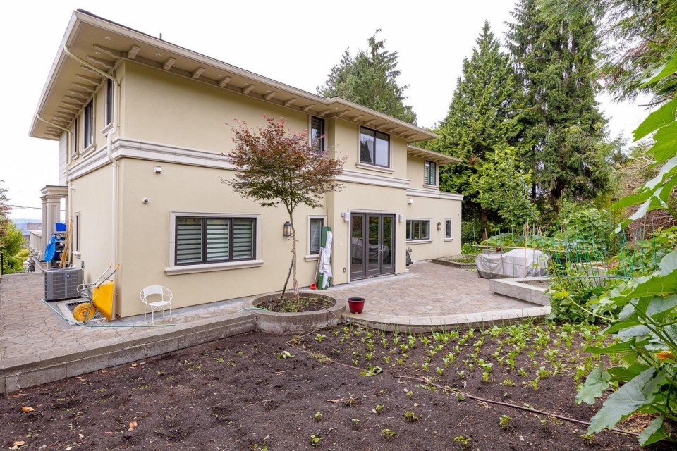 Photo 36 at 1135 Queens Avenue, British Properties, West Vancouver