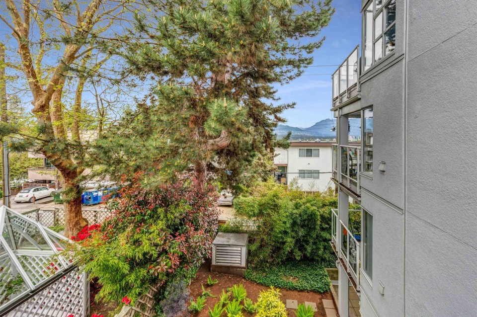 Photo 12 at 314 - 2175 W 3rd Avenue, Kitsilano, Vancouver West