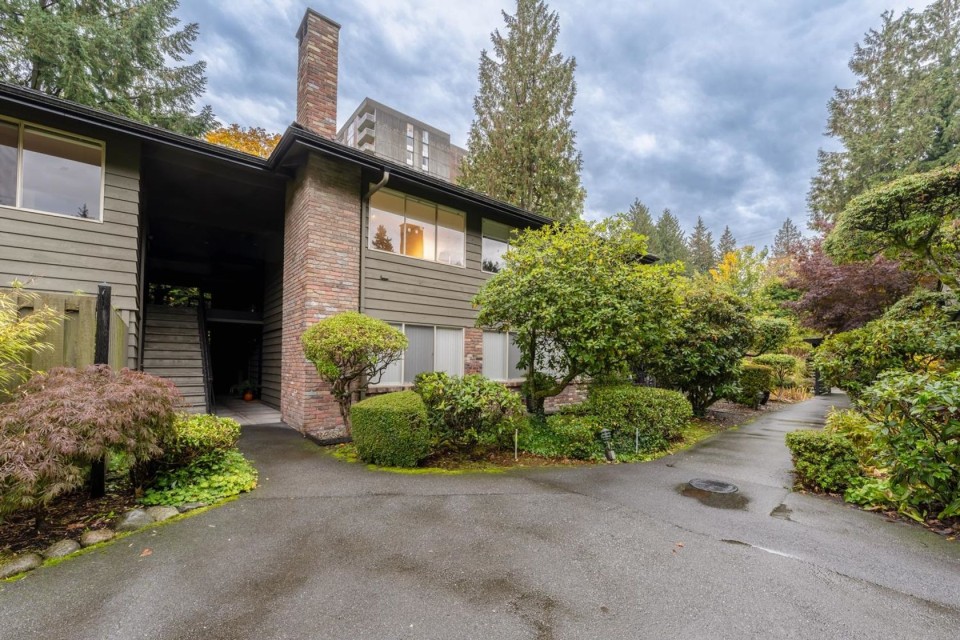 Photo 20 at 312 - 235 Keith Road, Cedardale, West Vancouver