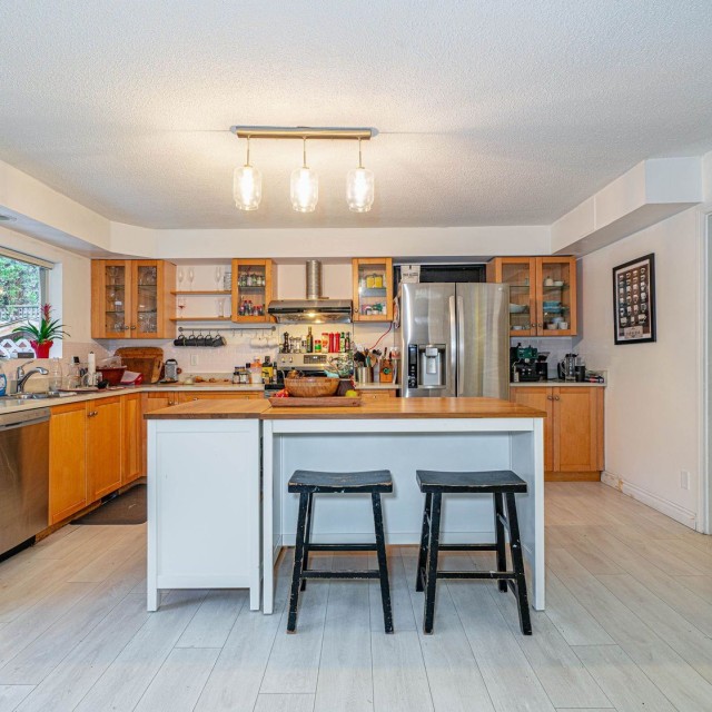 Photo 13 at 1219 W 22nd Street, Pemberton Heights, North Vancouver