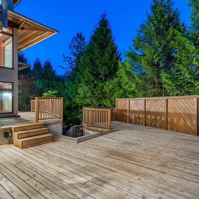Photo 27 at 561 Ballantree Road, Glenmore, West Vancouver