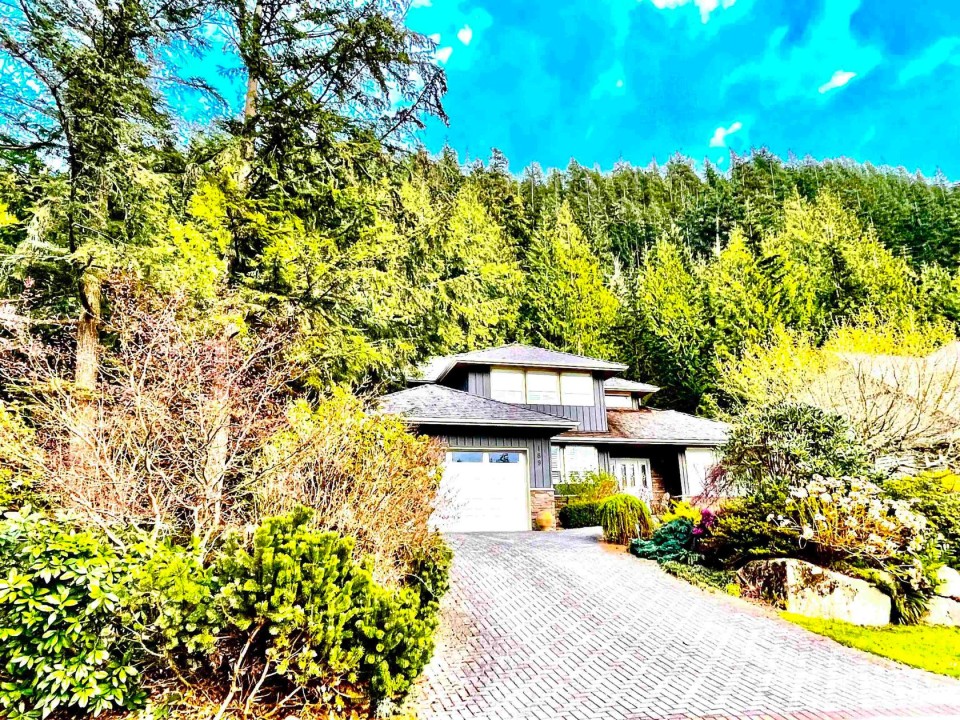 Photo 9 at 189 Stonegate Drive, Furry Creek, West Vancouver