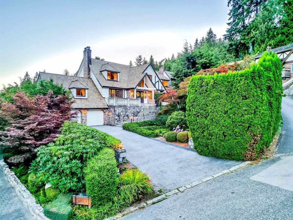 Photo 33 at 3047 Spencer Close, Altamont, West Vancouver