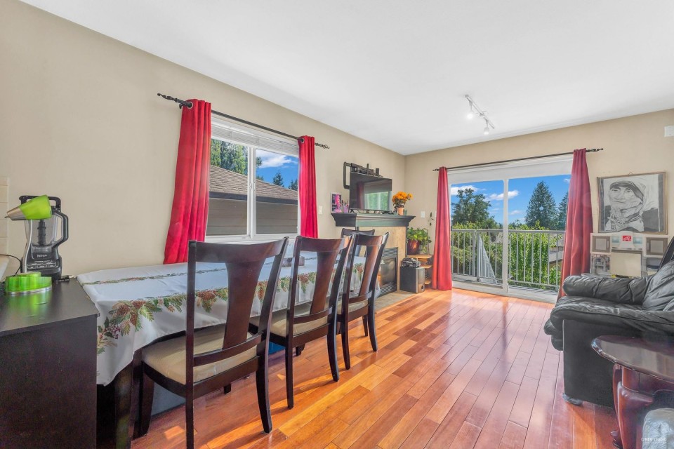 Photo 26 at 1553 Burrill Avenue, Lynn Valley, North Vancouver