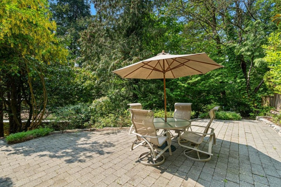 Photo 33 at 5707 Bluebell Drive, Eagle Harbour, West Vancouver