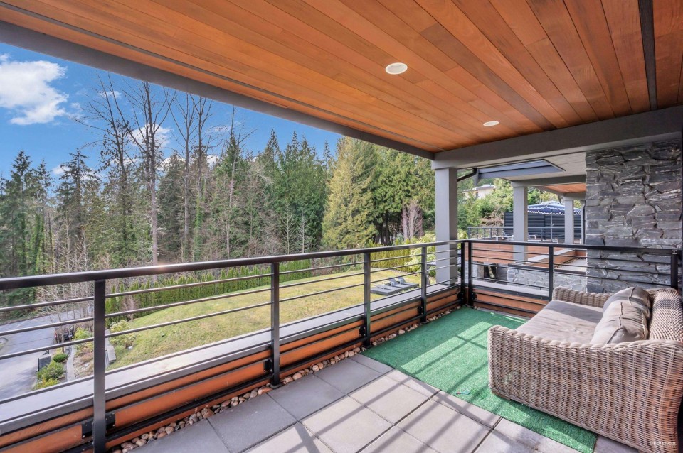 Photo 35 at 780 Eyremount Drive, British Properties, West Vancouver