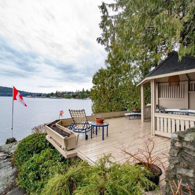 Photo 10 at 4527 Stonehaven Avenue, Deep Cove, North Vancouver