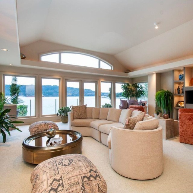 Photo 12 at 4527 Stonehaven Avenue, Deep Cove, North Vancouver