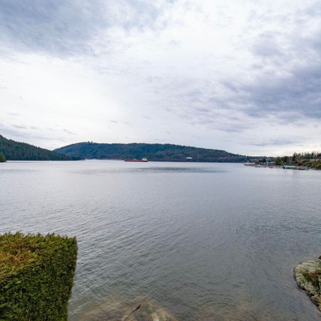 Photo 38 at 4527 Stonehaven Avenue, Deep Cove, North Vancouver