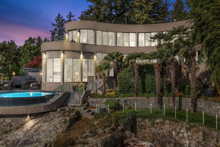 3912 Marine Drive, West Bay, West Vancouver 2