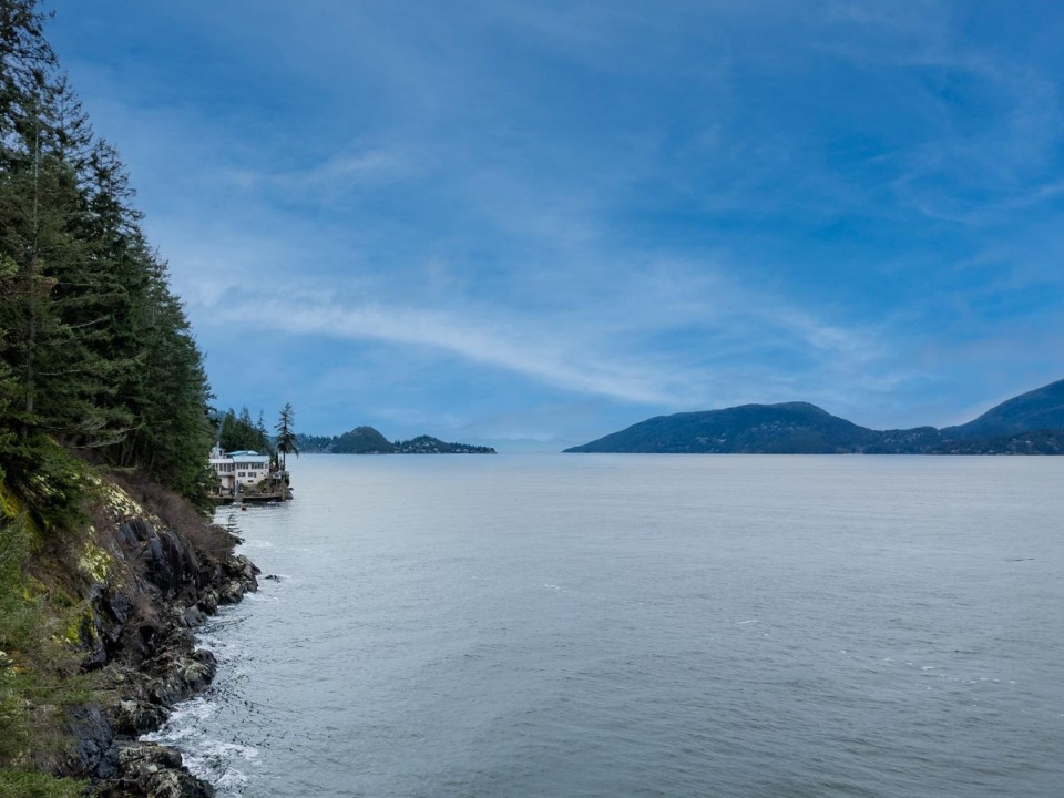 Photo 9 at 3 Strip Creek Landing, Howe Sound, West Vancouver