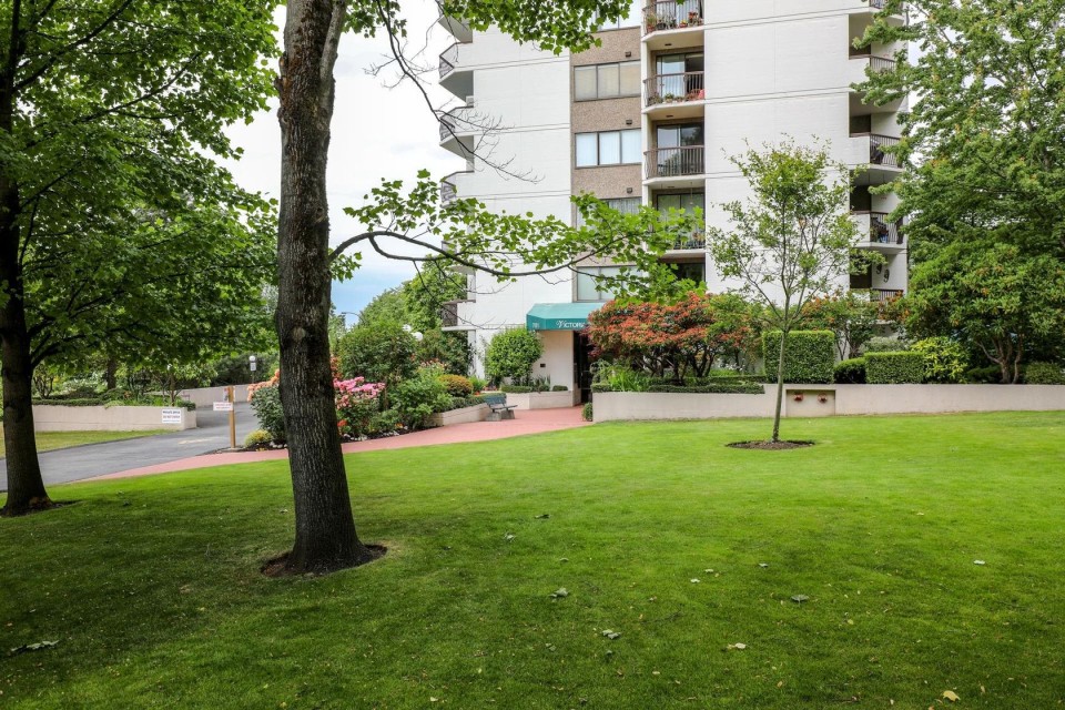 Photo 12 at 302 - 701 W Victoria Park, Central Lonsdale, North Vancouver