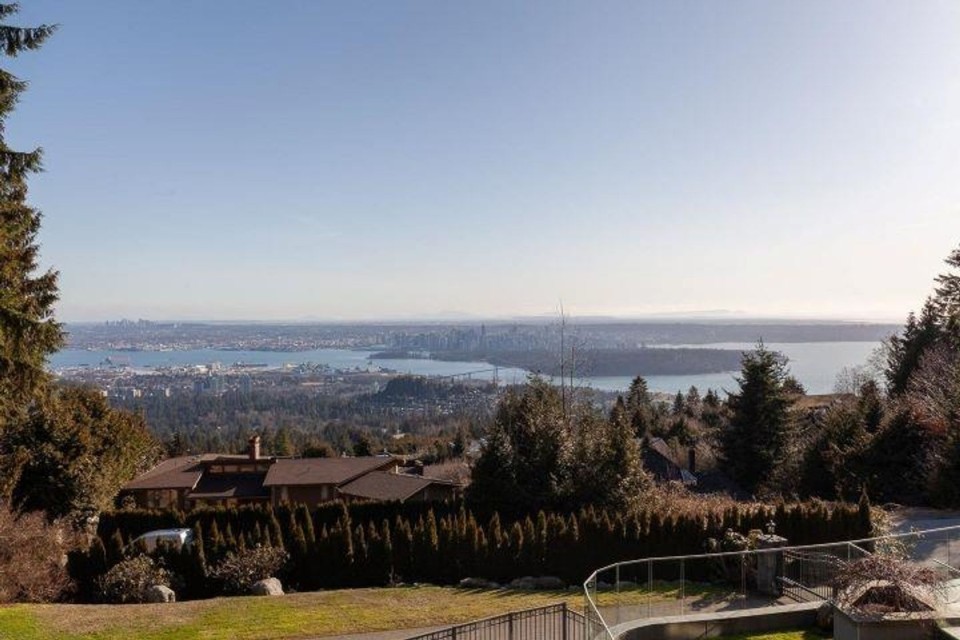 Photo 30 at 1167 Eyremount Drive, British Properties, West Vancouver