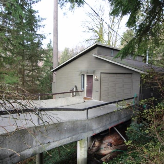 Photo 1 at 626 W 22nd Street, Mosquito Creek, North Vancouver