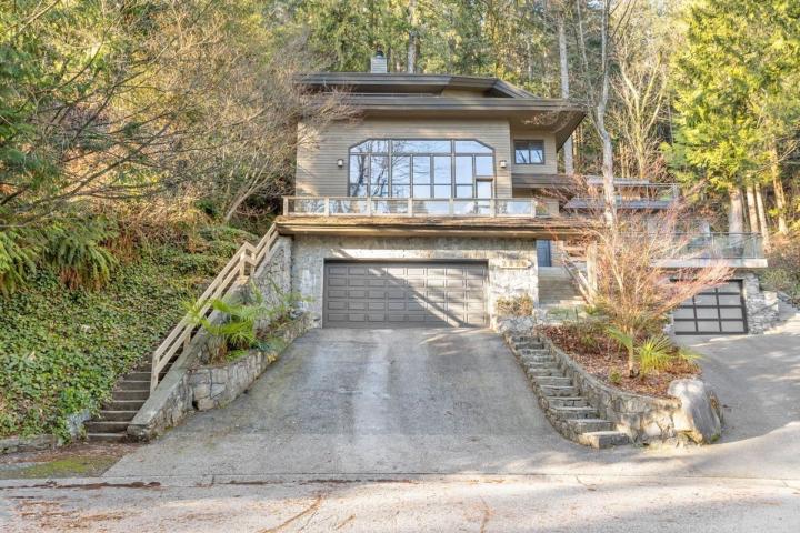 2829 Panorama Drive, Deep Cove, North Vancouver 2