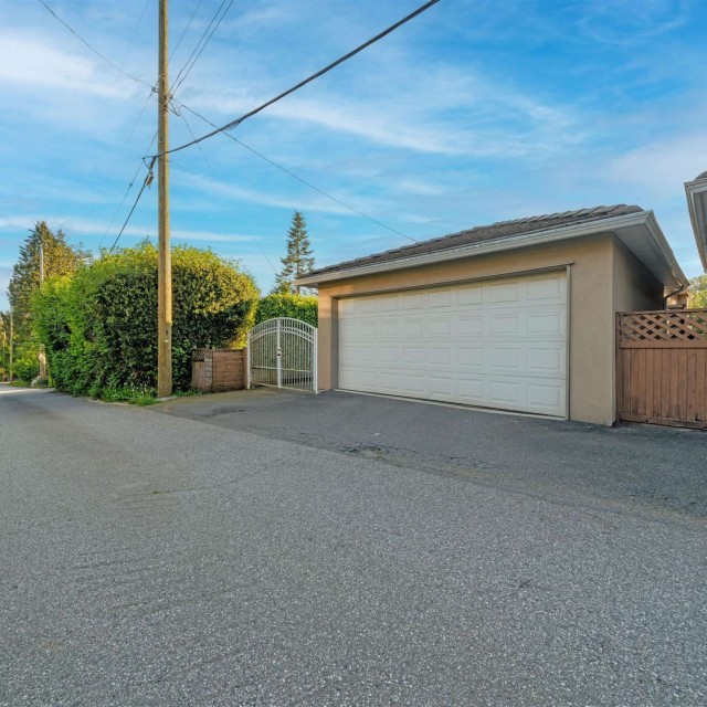Photo 12 at 2052 Westview Drive, Central Lonsdale, North Vancouver