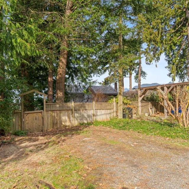 Photo 35 at 47 Brunswick Beach Road, Lions Bay, West Vancouver