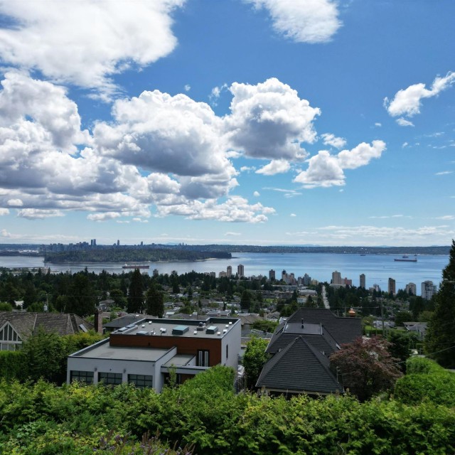 Photo 14 at 2190 Shafton Place, Queens, West Vancouver