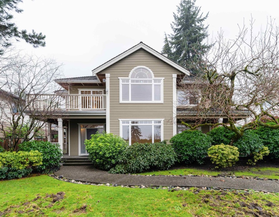 Photo 1 at 2437 Kings Avenue, Dundarave, West Vancouver