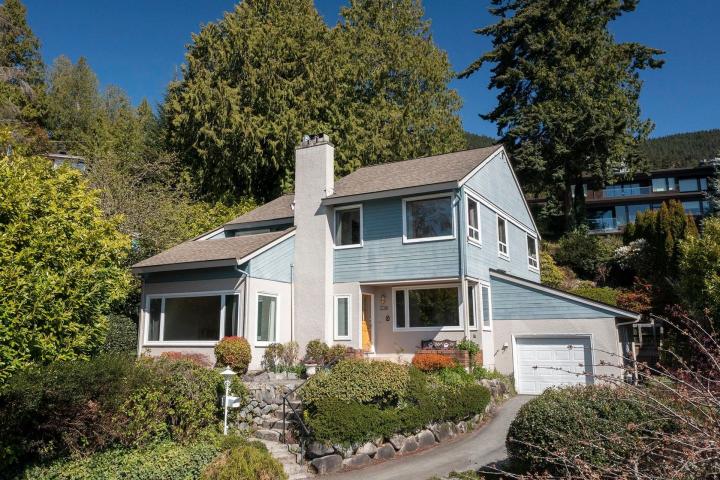 3381 Mathers Avenue, Westmount WV, West Vancouver 2