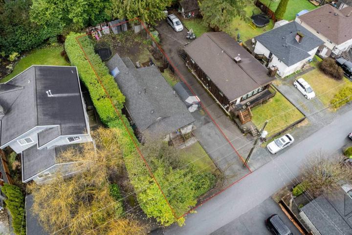 1943 Panorama Drive, Deep Cove, North Vancouver 2
