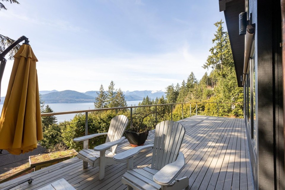 Photo 12 at 485 Timbertop Drive, Lions Bay, West Vancouver