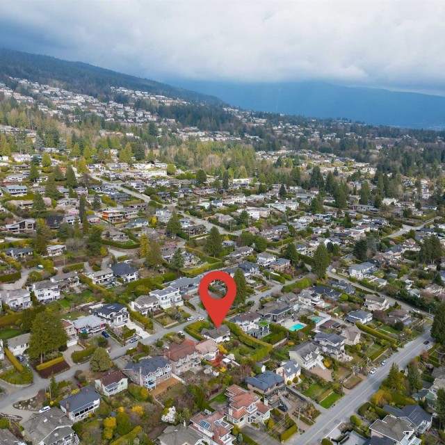 Photo 5 at 2250 Nelson Avenue, Dundarave, West Vancouver