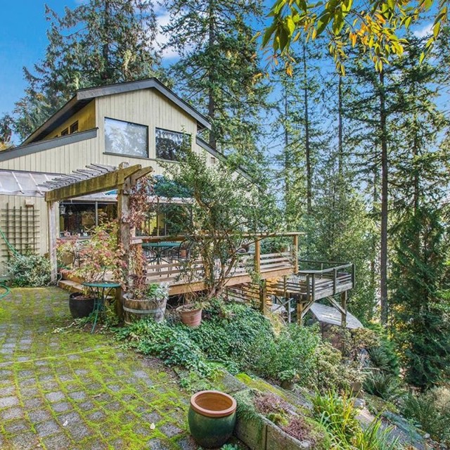 Photo 11 at 5614 Indian River Drive, Woodlands-Sunshine-Cascade, North Vancouver