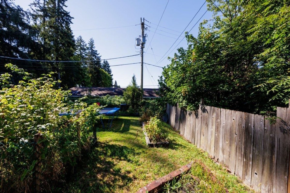 Photo 10 at 123 E Kings Road, Upper Lonsdale, North Vancouver