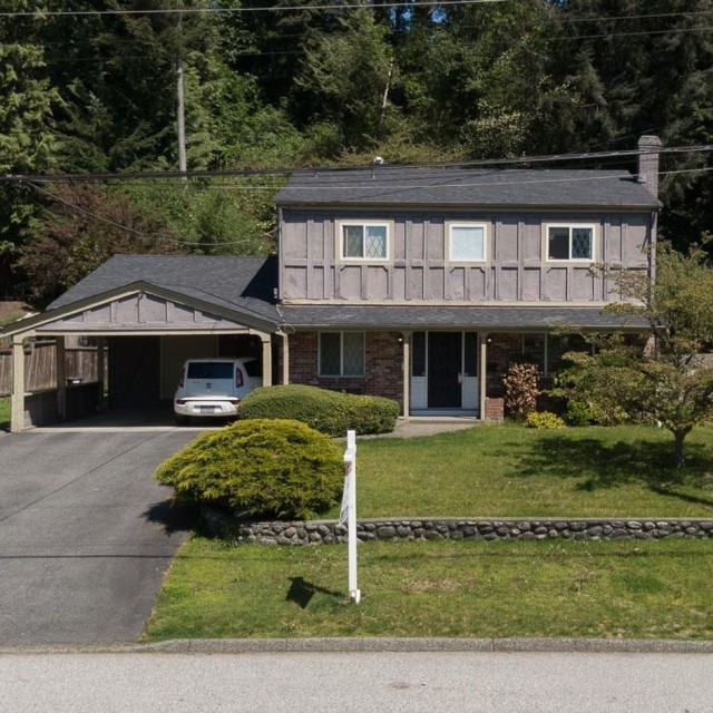 Photo 1 at 4062 Ruby Avenue, Edgemont, North Vancouver