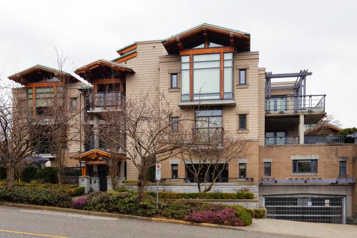 206 - 550 17th Street, Ambleside, West Vancouver 2