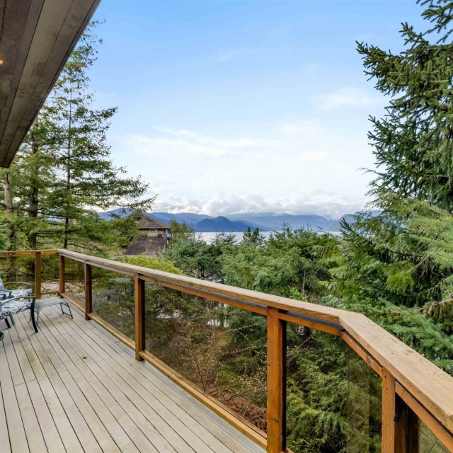 Photo 6 at 25 Periwinkle Place, Lions Bay, West Vancouver