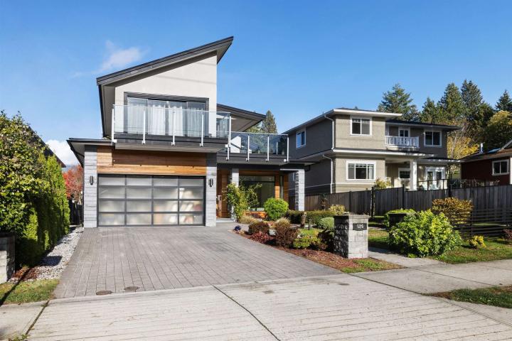 526 W 21st Street, Central Lonsdale, North Vancouver 2