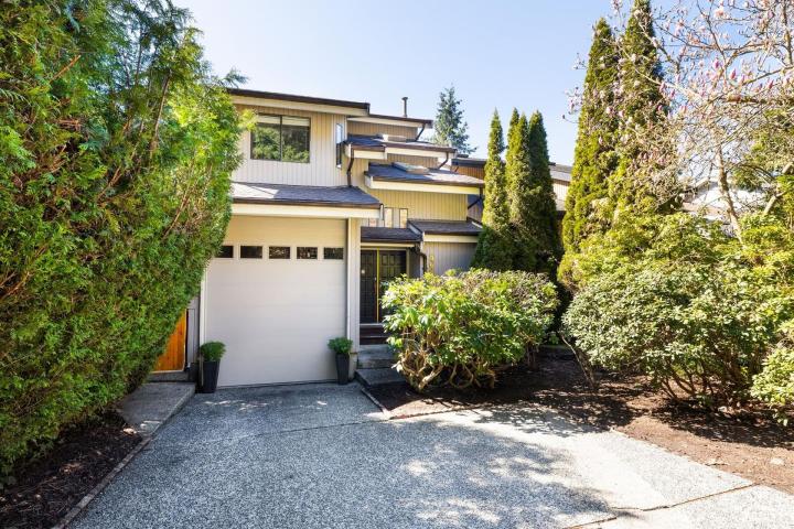 5605 Sumac Place, Grouse Woods, North Vancouver 2