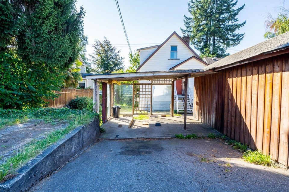 Photo 17 at 618 E 4th Street, Queensbury, North Vancouver