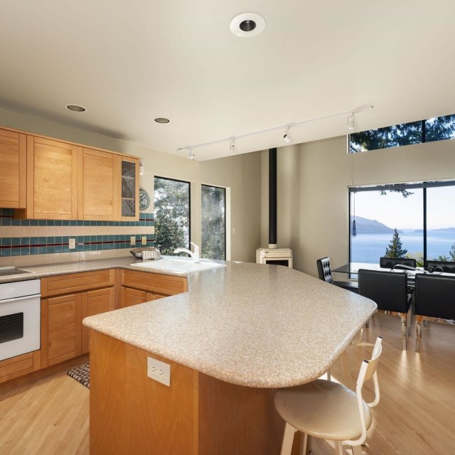 Photo 9 at 225 Mountain Drive, Lions Bay, West Vancouver
