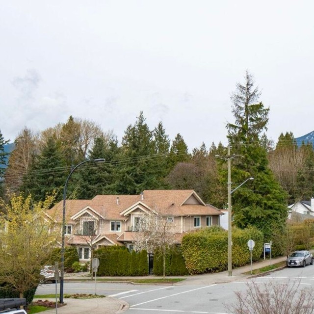 Photo 18 at 1842 Chesterfield Avenue, Central Lonsdale, North Vancouver