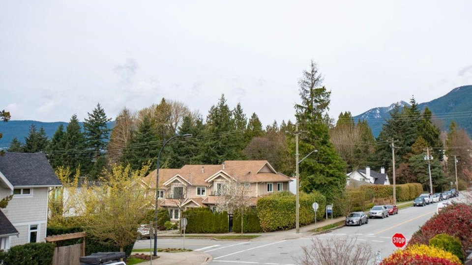 Photo 18 at 1842 Chesterfield Avenue, Central Lonsdale, North Vancouver
