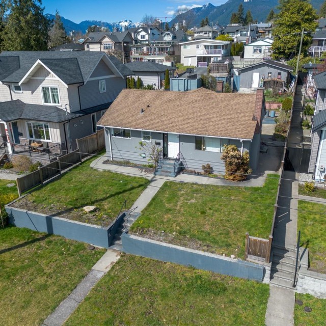 Photo 14 at 472 E 4th Street, Lower Lonsdale, North Vancouver