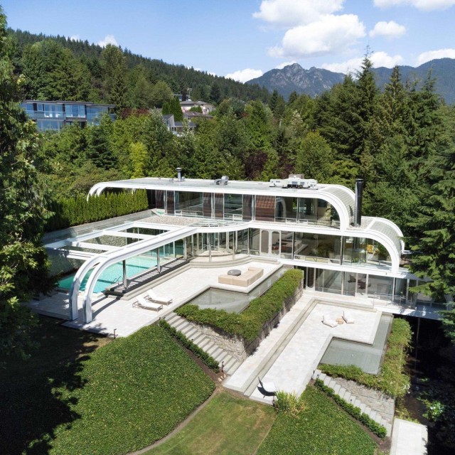 Photo 1 at 1056 Groveland Road, British Properties, West Vancouver