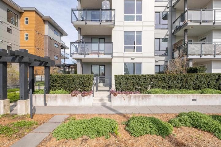 G1 - 625 E 3rd Street, Lower Lonsdale, North Vancouver 2