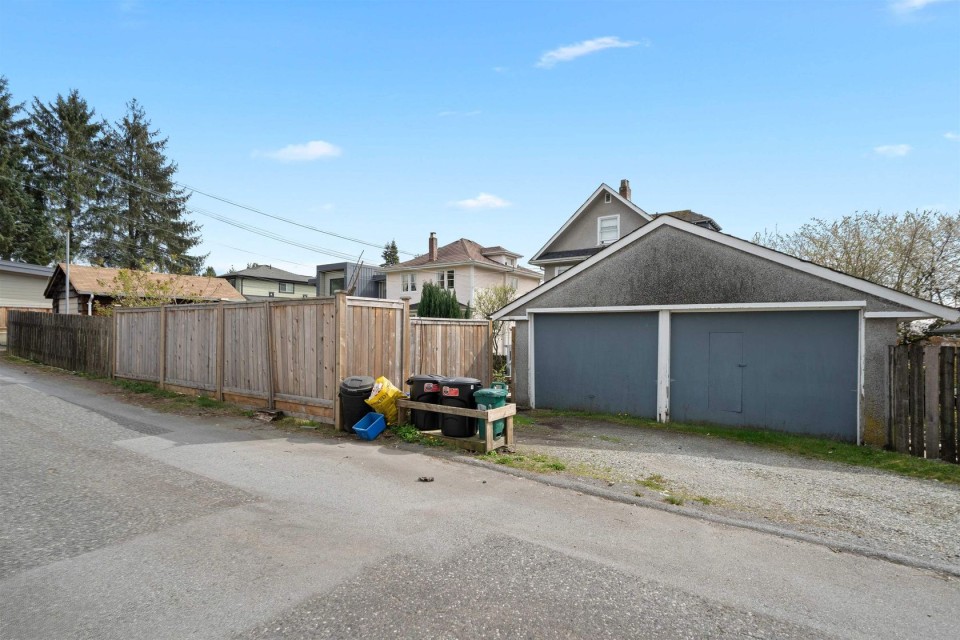 Photo 6 at 444 E 6th Street, Lower Lonsdale, North Vancouver