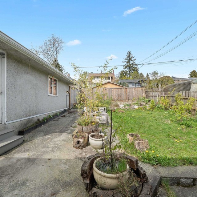 Photo 10 at 444 E 6th Street, Lower Lonsdale, North Vancouver